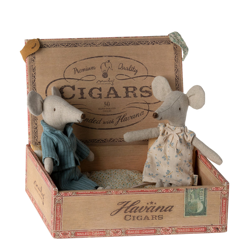 Maileg Mum And Dad Mouse In Cigarbox